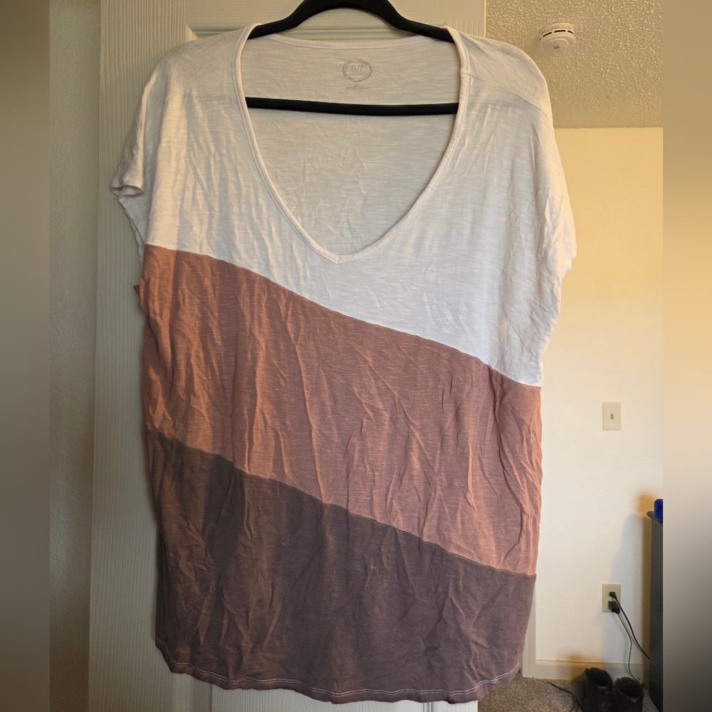 Colorblock V-Neck Top in White, Blush & Brown